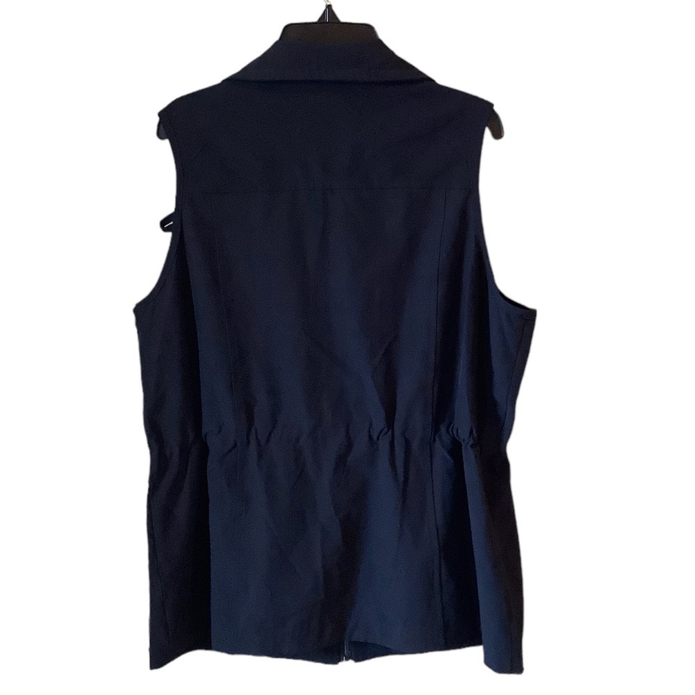 New Directions Black Fitted Utility Vest. - Picture 4 of 8